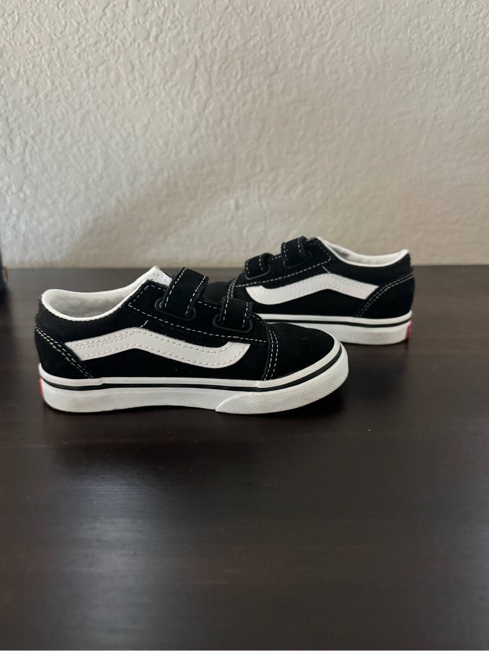 Vans Kids Black and White Velcro Old Skool Sneakers - Picture 4 of 5